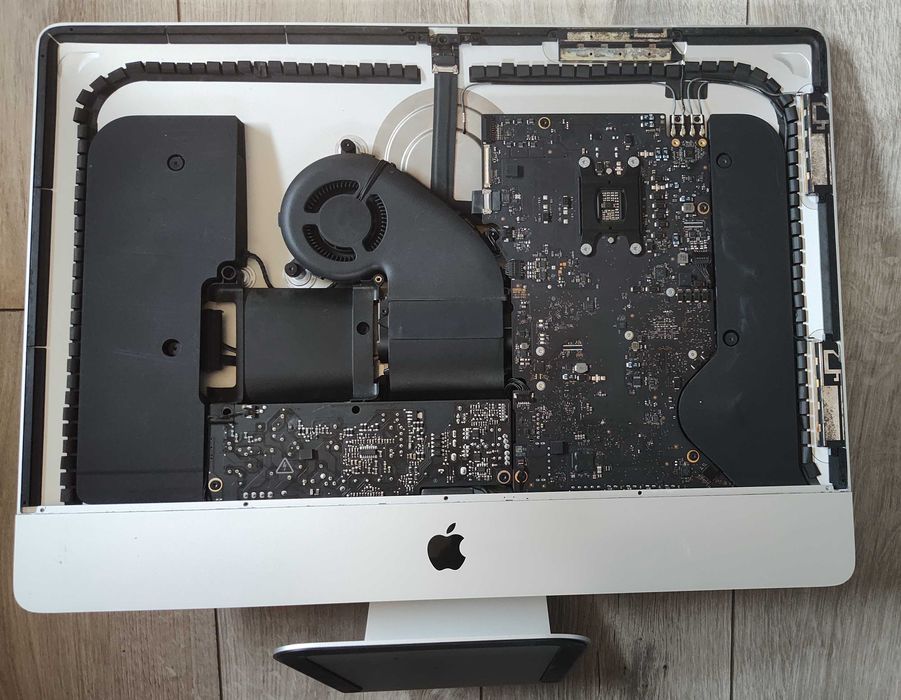 Моноблок Apple iMac 2017 21.5" i5-7500\8 Gb\ Разборка! Рабочего!
