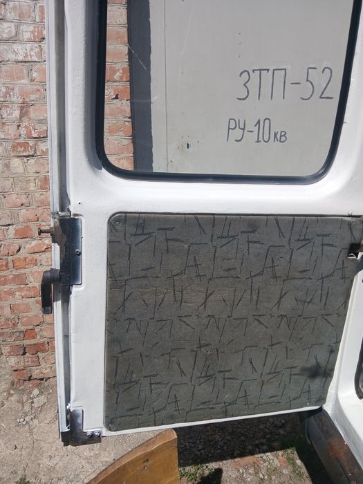 Форд транзит 2.5 Турбодизель.  2000року