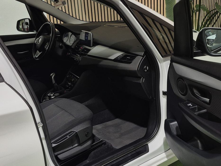 BMW 216 Gran Tourer — fotografia 5