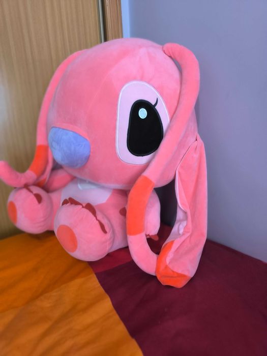 Peluche Angel Gigante com oferta de bolsa Angel, como novo.
