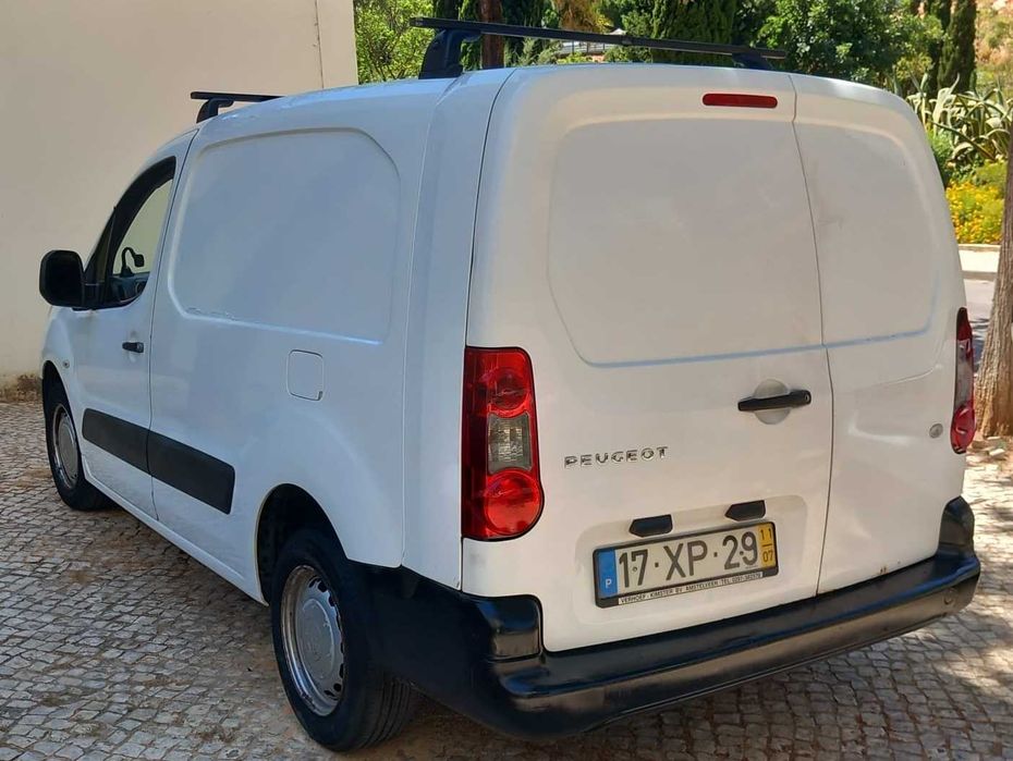 Carrinha Peugeot Partner 3 lugares Longa