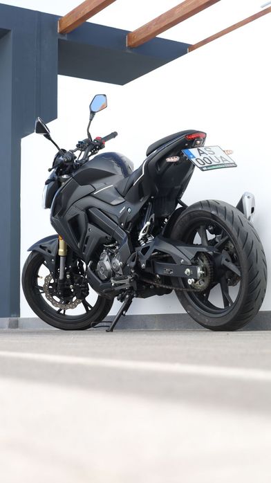 Keeway RKF 125 preta 2022