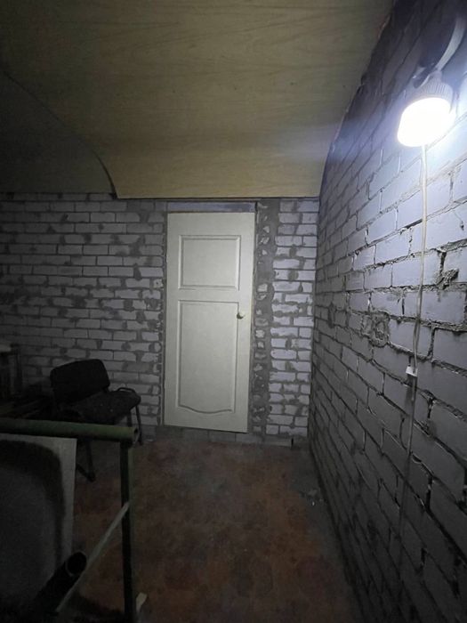 Продам гараж капитальный кирпичный двухэтажный с подвалом