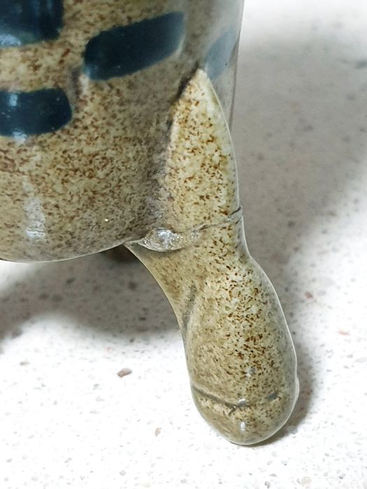 Antiga garrafa de pequeno foguetão em grés  dos anos 50