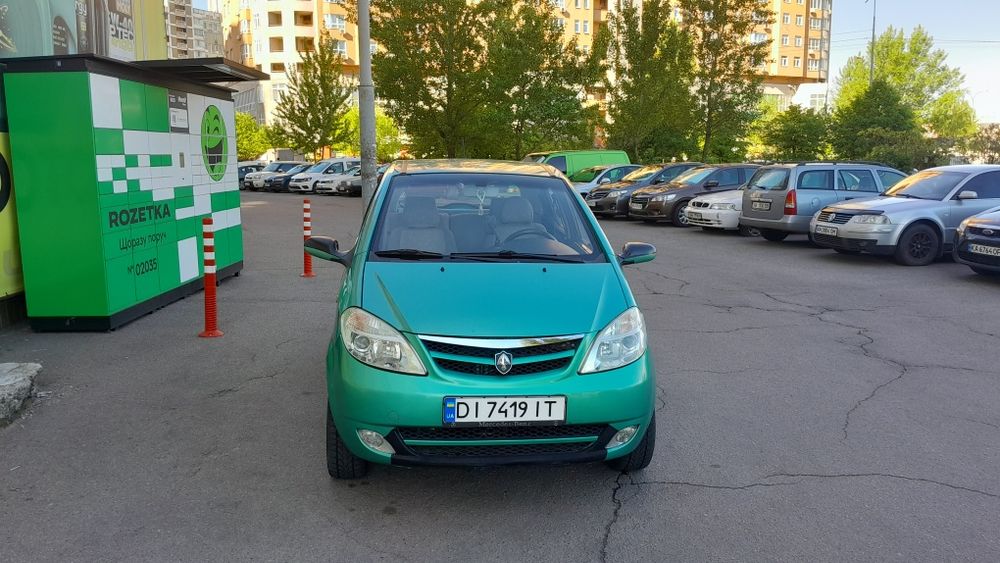 Продам компактний автомобіль Чана Бенні