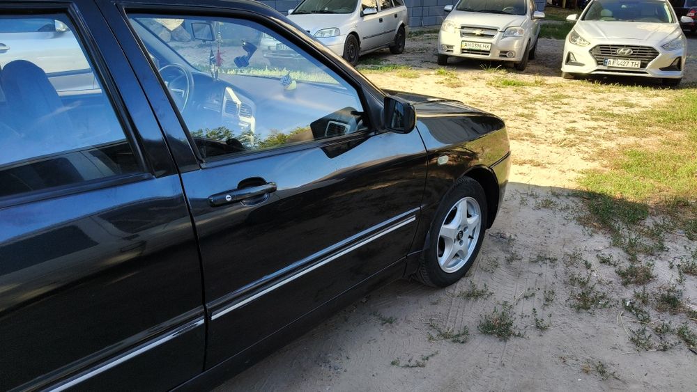 продати автомобіля