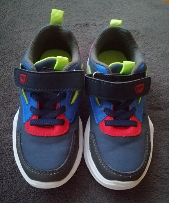 Buty sportowe rozmiar 26