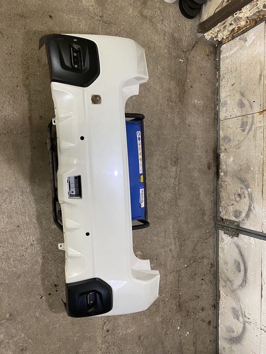 Бампер задній Subaru Crosstrek/XV 2011-2017