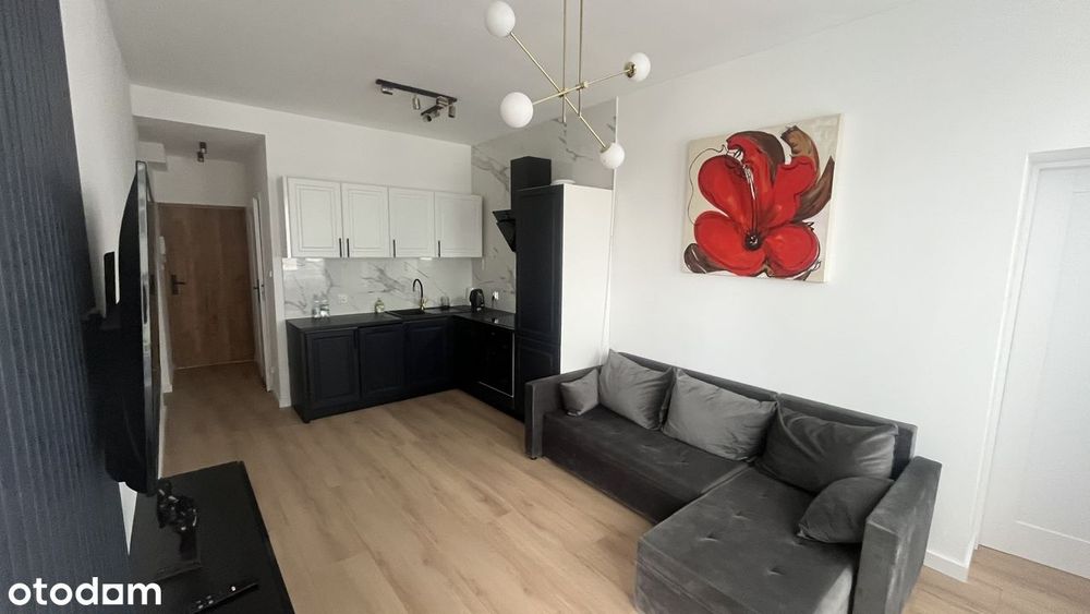 Mieszkanie 3-pokojowe w Gdyni -balkon, parking , winda.