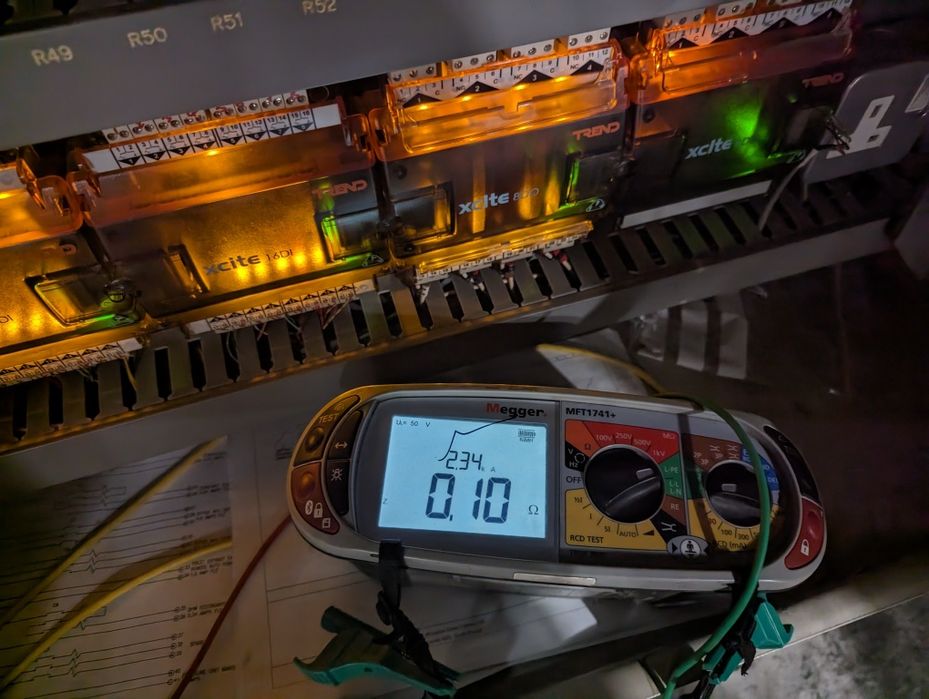 Farad - Nowoczesne Instalacje Elektryczne - OZE - Smart Home - Automatyka
