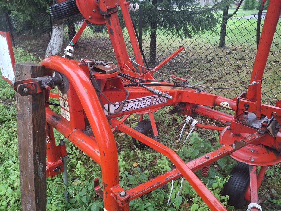 Przegrabiarka  hydrauliczna Spider 680