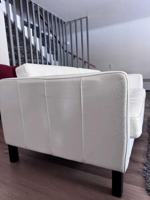 Sofá branco 3 lugares em bom estado – 206 cm