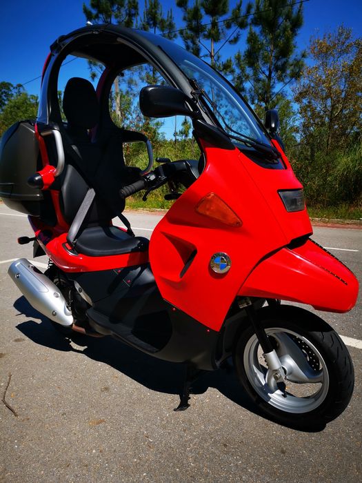 Honda Silverwing 600 e BMW C1 Vendo as duas por 8700  "como  novas"