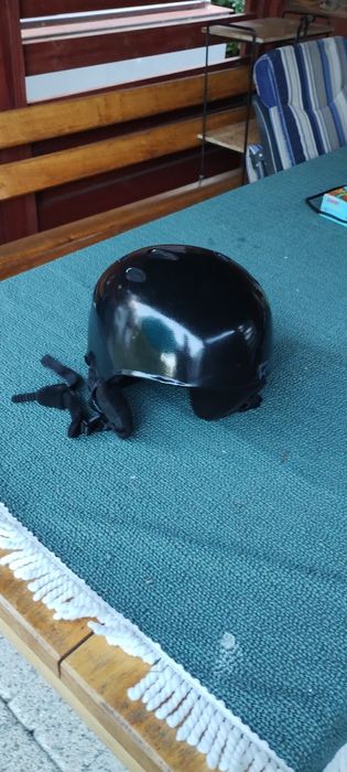 Kask czarny z  zagranicy