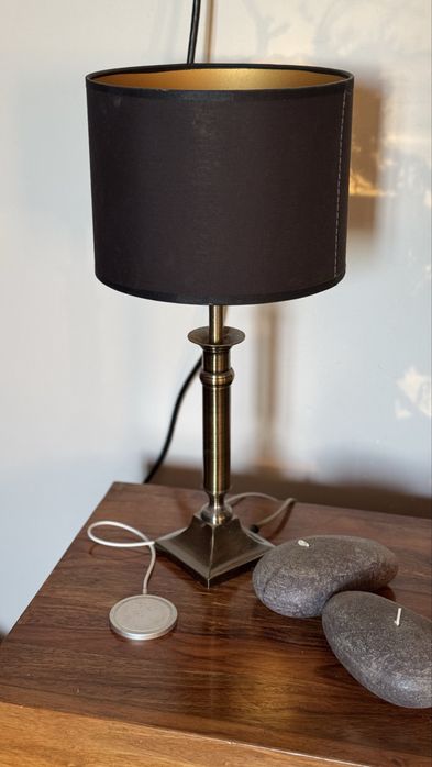 Lampka nocna stołowa