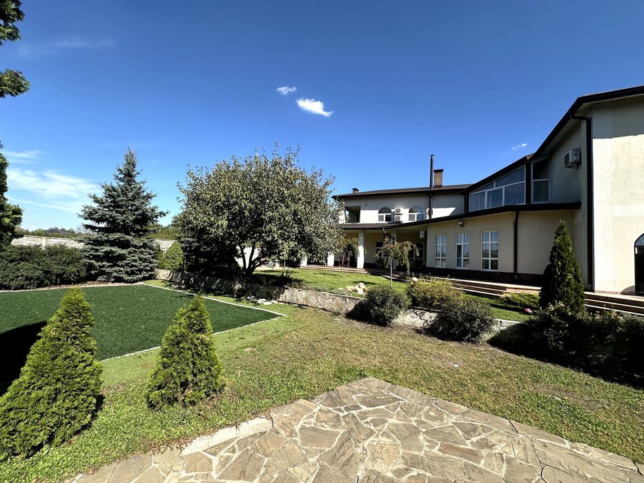 Продам Будинок 330м2 12 сот Романків поруч Сонячна Долина Ходосівка