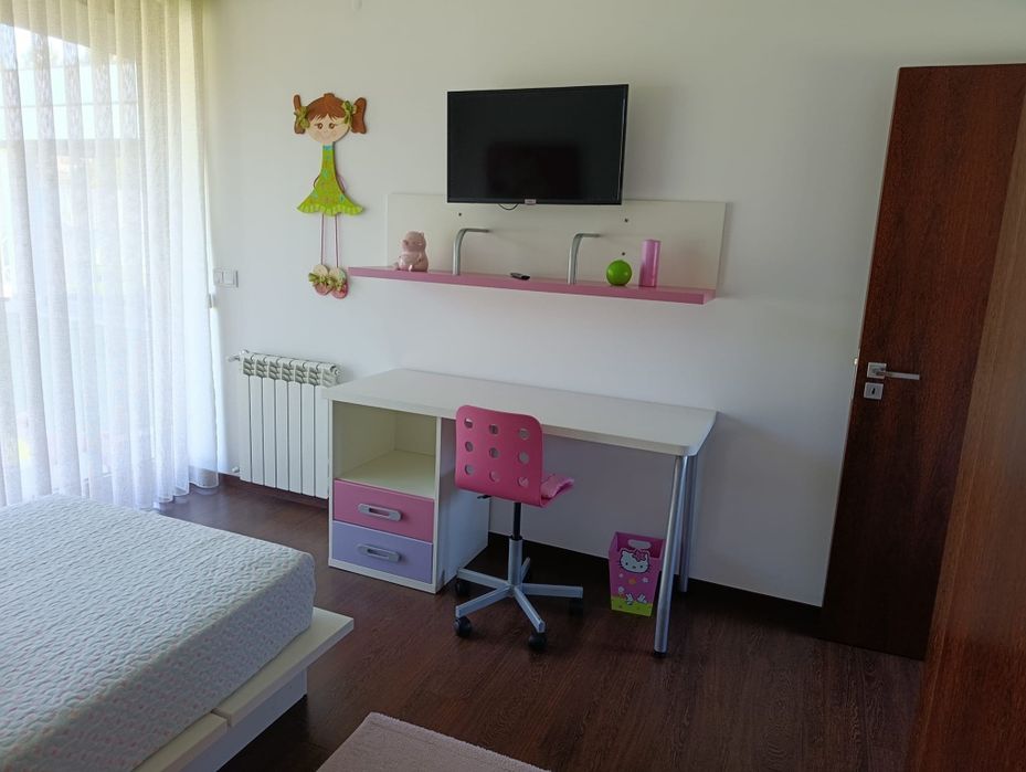Quarto de menina completo + cobertores