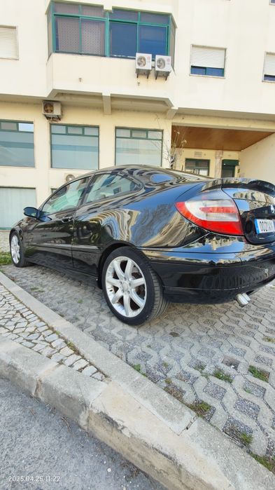 Mercedes C220 Sport Coupé 2.2 CDI 150 CV Nacional – 2004