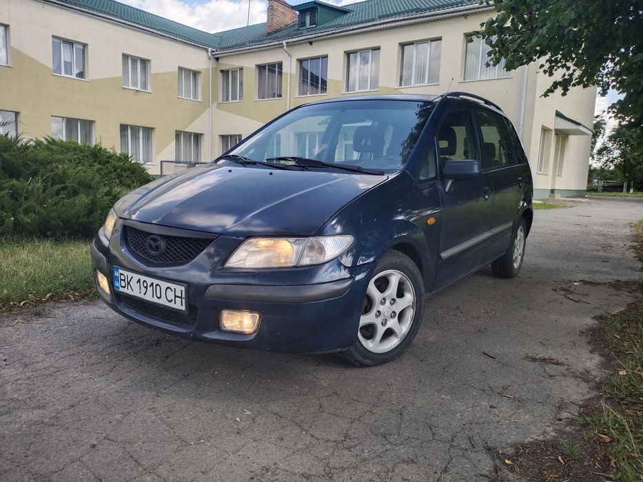 Авто мазда 1.8 газ4,автомат