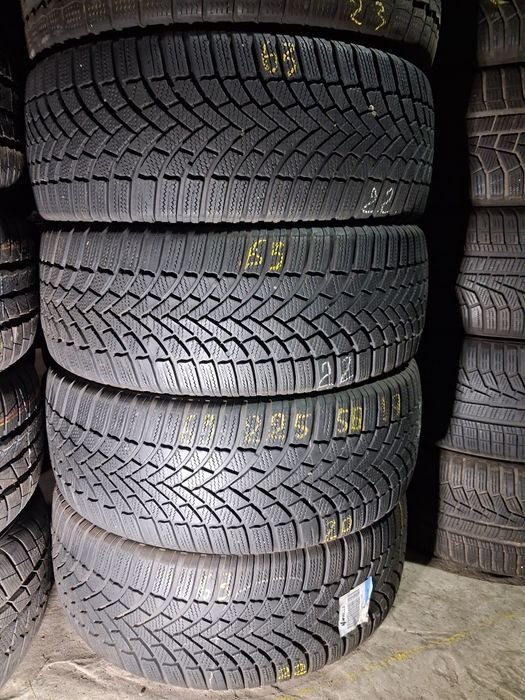 Шини 225/50 17 Bridgestone Blizzak LM005 зима комплект