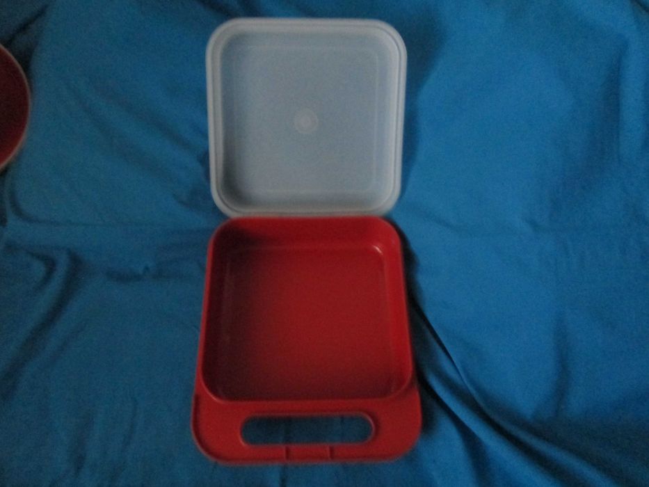 Tupperware anos 80 a estrear