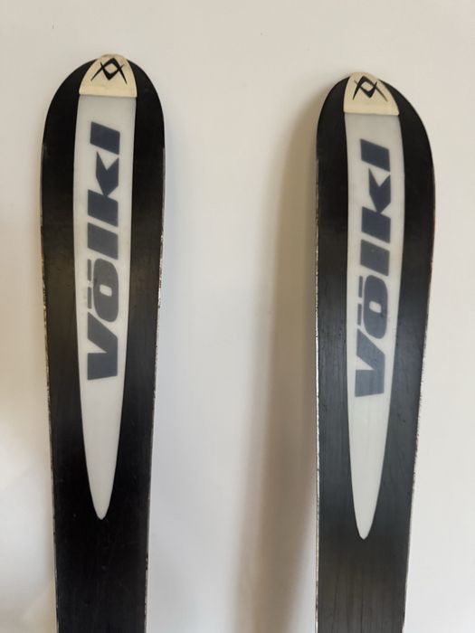 Narty zjazdowe volki 190