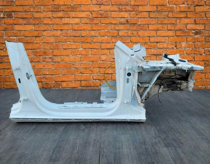 Четверть Audi A4 B9 Lift крило кузов рестайл разборка