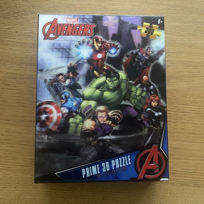 Avengers Marvel puzzle 3D 300 el.