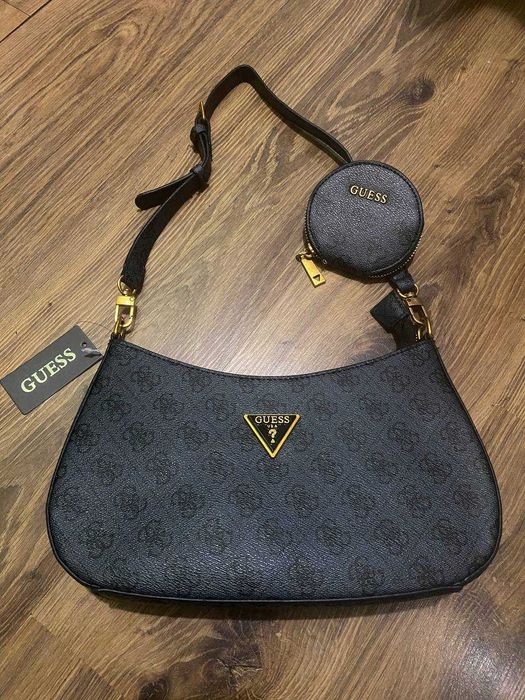 Torebki damskie Guess