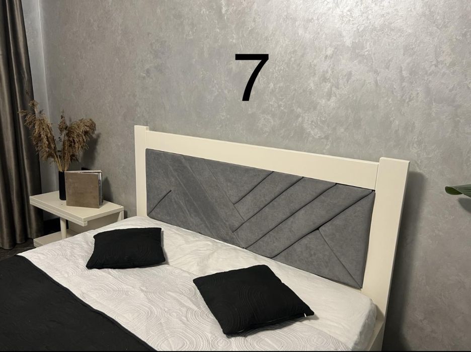 Ліжко 160*200 дерев'янне з м'яким ізголів'ям