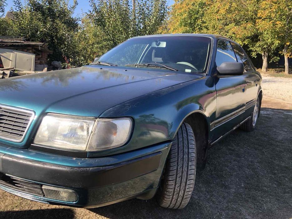 Продам Ауді 100