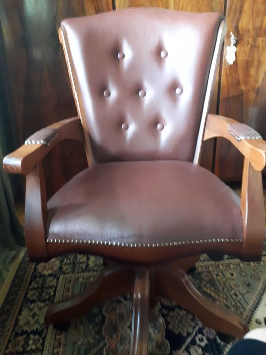 Fotel gabinetowy