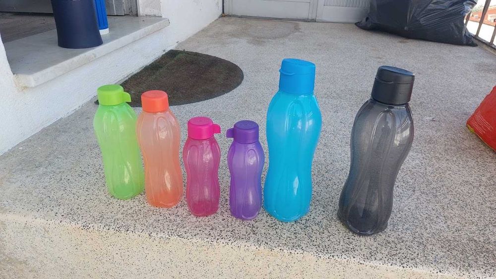 vendo varios  tupperware