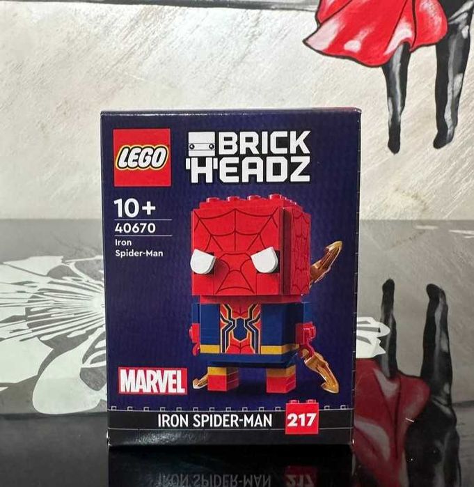Конструктор LEGO Brick Headz 40670 Залізна Людина-Павук