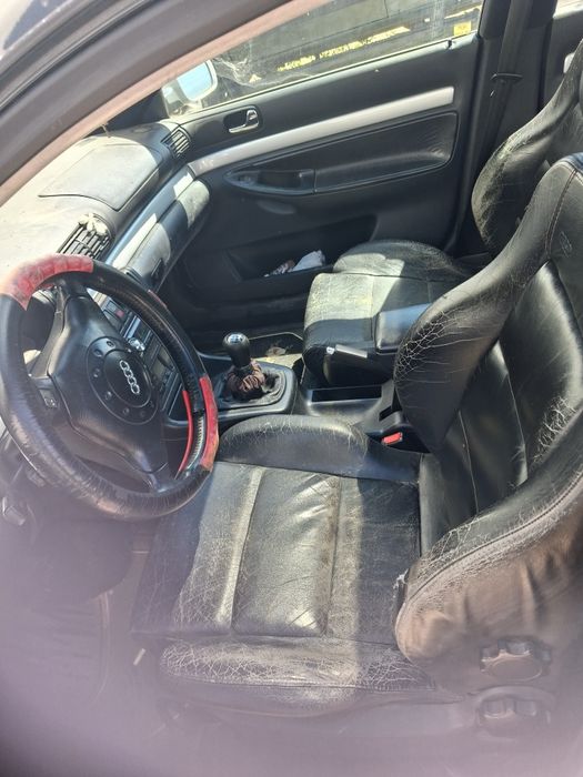 Audi a4 1.8 turbo( ler descrição )