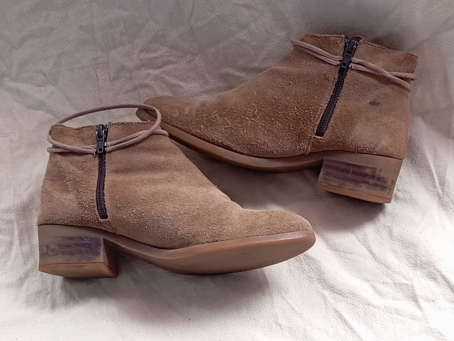 Botins de senhora Tapadas