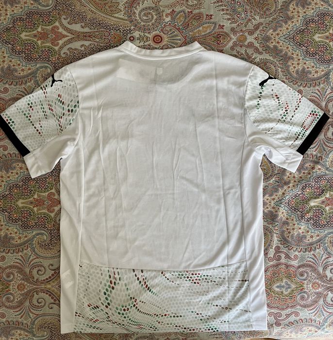 Camisola de futebol de Portugal 2025