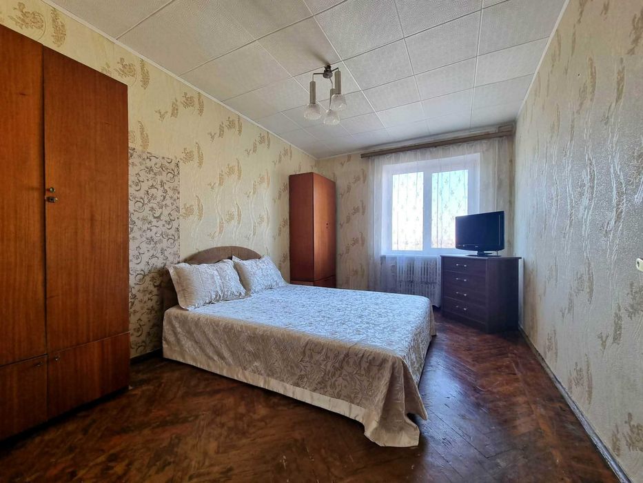 Продаж: ТЕПЛА, ВЕЛИКА, ГАРНА 2-кімн. квартира на ж/м Тополя-1