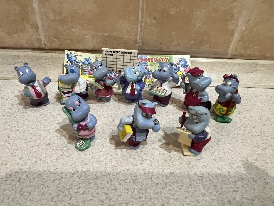 Бегемоты  , бегемотики , слоны киндер продам