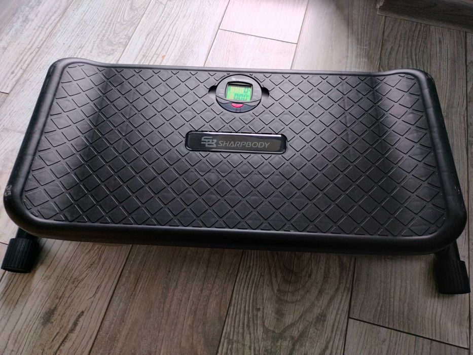 Nowy Stepper Sharp Body
