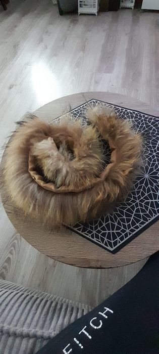 Futerko naturalne obszycie kaptura 66cm