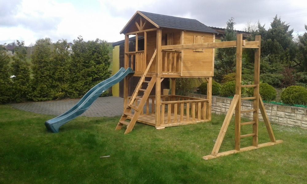 Domek ogrodowy dla dzieci plac zabaw zjeżdżalnia