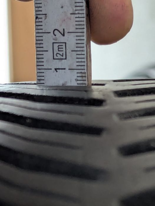 Opony wielosezonowe 215/55 R16