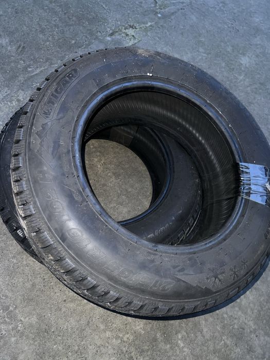 Продам резину Tigar Зима 215/65 R16