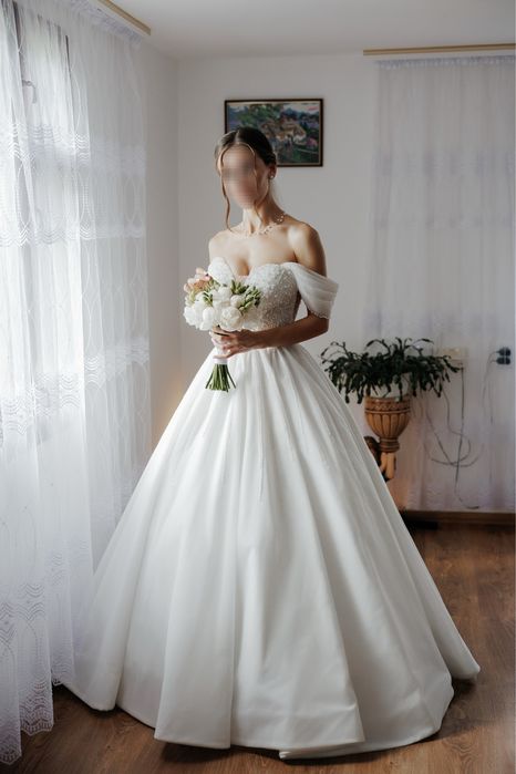 Весільна  сукня б/у Львів