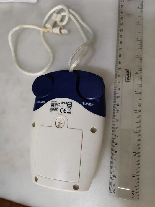 Radio para chuveiro com baterias