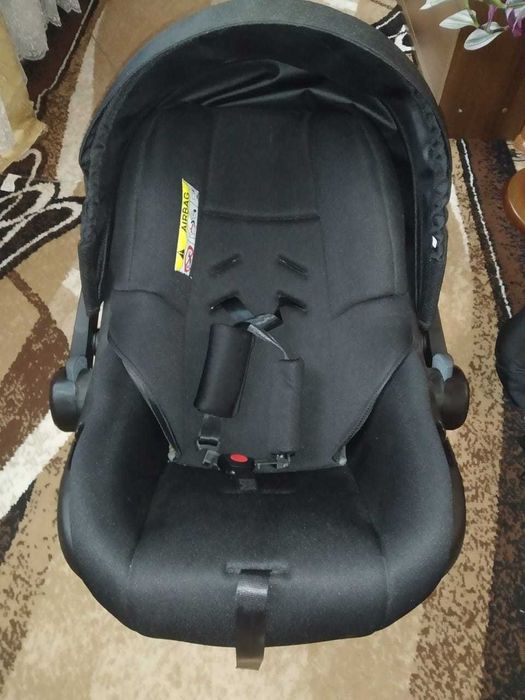 Дитяче автокрісло