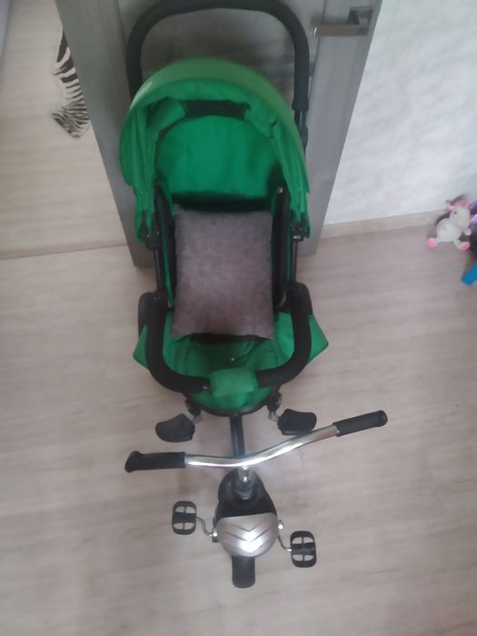 Велосипед триколісний дитячий з батьківською ручкою TURBO TRIKE