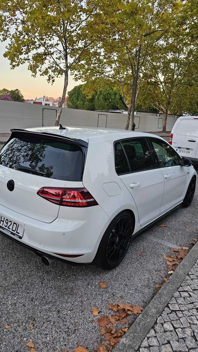 VW Golf 7 GTI 2.0 TSI 220cv DSG – 2014 | 169.000 km