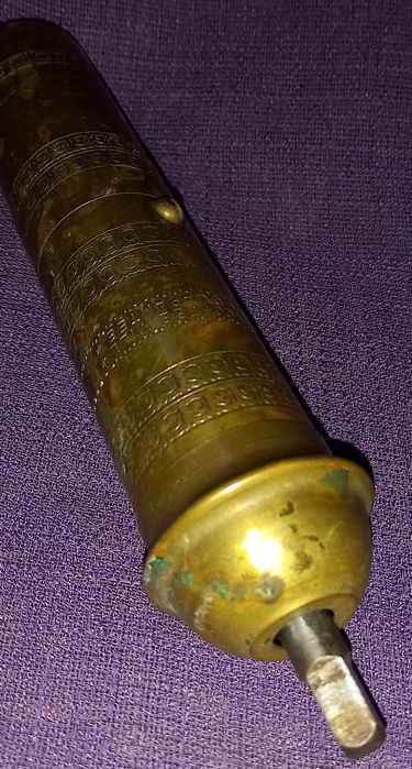 Moinho café/pimenta em bronze/cobre grego antigo artesanal,pesa 1kg